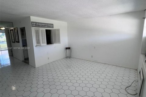 Copropriété à vendre à West Palm Beach, Floride: 1 chambre, 57.13 m2 № 2008982 - photo 13