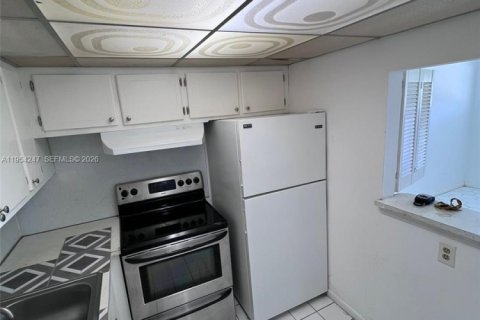 Copropriété à vendre à West Palm Beach, Floride: 1 chambre, 57.13 m2 № 2008982 - photo 3