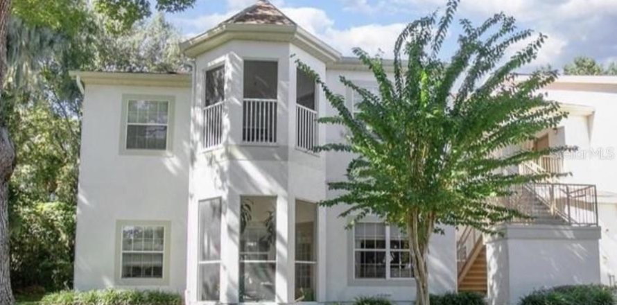 Condominio en DeLand, Florida, 2 dormitorios № 2109012