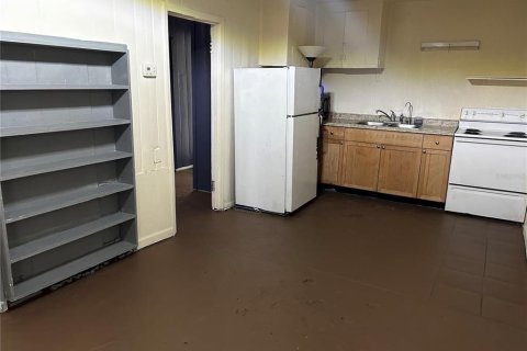 Villa ou maison à louer à Tampa, Floride: 1 chambre, 65.03 m2 № 2277833 - photo 3