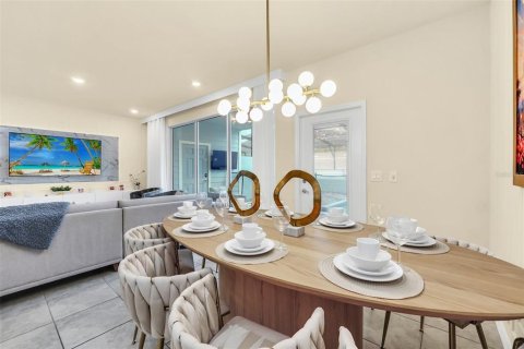 Touwnhouse à vendre à Davenport, Floride: 5 chambres, 212.1 m2 № 2330648 - photo 17