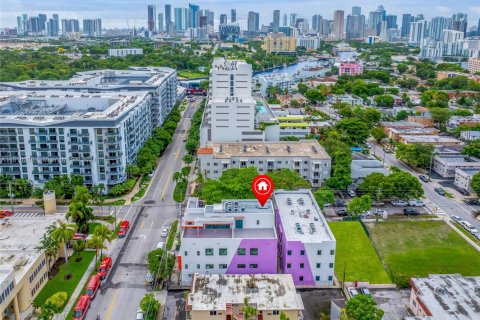Commercial property in Miami, Florida № 1870050 - photo 19