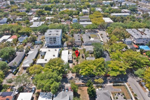 Купить виллу или дом в Холливуд, Флорида 2 спальни, 137.12м2, № 2027414 - фото 21