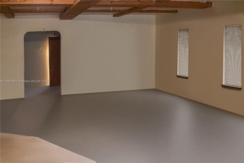 Villa ou maison à vendre à Miami Gardens, Floride: 5 chambres, 439.89 m2 № 1932244 - photo 10