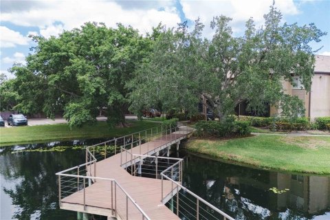 Condo in Saint Petersburg, Florida, 2 bedrooms  № 1840066 - photo 18