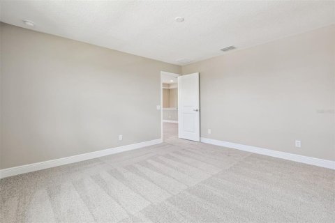 Casa en venta en Zephyrhills, Florida, 5 dormitorios, 448.72 m2 № 1634519 - foto 18