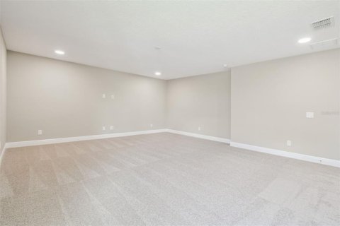 Casa en venta en Zephyrhills, Florida, 5 dormitorios, 448.72 m2 № 1634519 - foto 25