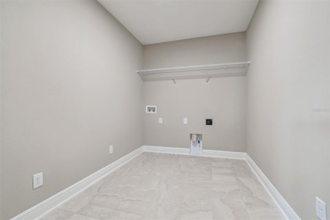 Villa ou maison à vendre à Zephyrhills, Floride: 5 chambres, 448.72 m2 № 1634519 - photo 26