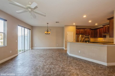 Touwnhouse à vendre à Kissimmee, Floride: 3 chambres, 167.04 m2 № 1512281 - photo 11