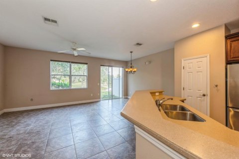 Touwnhouse à vendre à Kissimmee, Floride: 3 chambres, 167.04 m2 № 1512281 - photo 10