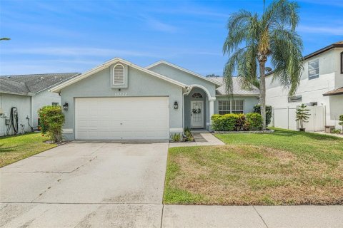 House in Tampa, Florida 3 bedrooms, 119.84 sq.m. № 1767322 - photo 1