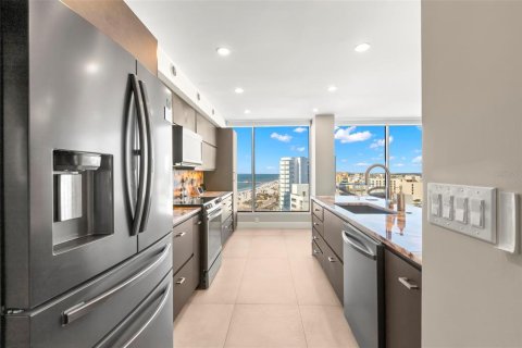 Condo in Clearwater, Florida, 3 bedrooms  № 1618589 - photo 3