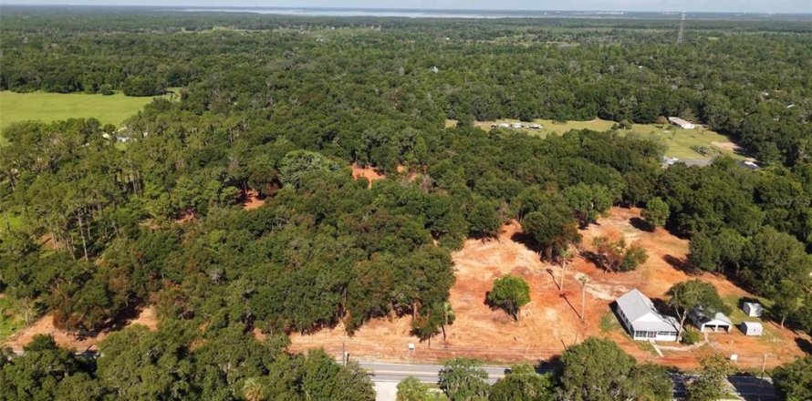 Casa en Geneva, Florida 2 dormitorios, 93.65 m2 № 2217600