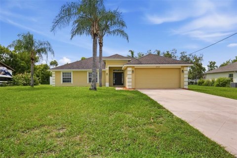 Casa en Spring Hill, Florida 4 dormitorios, 165.64 m2 № 2285018