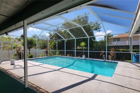 Villa ou maison à louer à Clearwater, Floride: 4 chambres, 193.89 m2 № 2429318 - photo 5