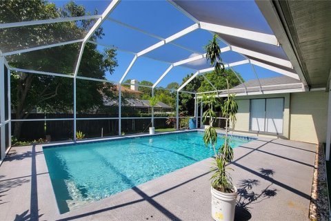 Villa ou maison à louer à Clearwater, Floride: 4 chambres, 193.89 m2 № 2429318 - photo 3