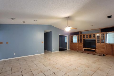 Villa ou maison à louer à Clearwater, Floride: 4 chambres, 193.89 m2 № 2429318 - photo 6