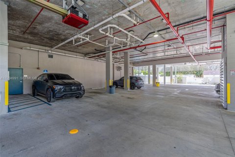 Купить кондоминиум в Холливуд, Флорида 1 спальня, № 2058937 - фото 15