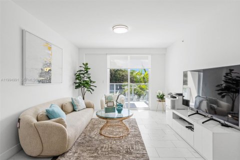 Купить кондоминиум в Холливуд, Флорида 1 спальня, № 2058937 - фото 3