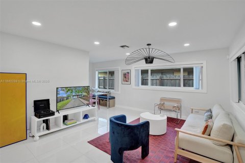 Villa ou maison à vendre à Fort Lauderdale, Floride: 2 chambres, 89.65 m2 № 1960488 - photo 23
