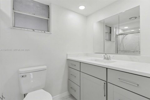 Condo in Plantation, Florida, 1 bedroom  № 2001531 - photo 6