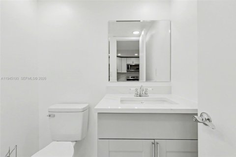 Condo in Plantation, Florida, 1 bedroom  № 2001531 - photo 14