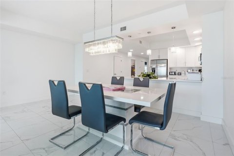 Condo in Clearwater, Florida, 3 bedrooms № 2259494 - photo 8