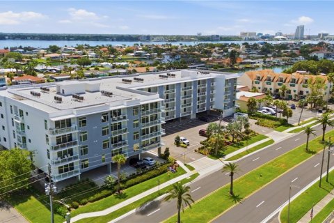 Condo in Clearwater, Florida, 3 bedrooms № 2259494 - photo 30