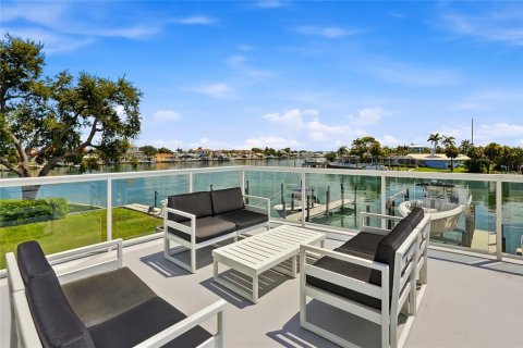Condo in Clearwater, Florida, 3 bedrooms № 2259494 - photo 28