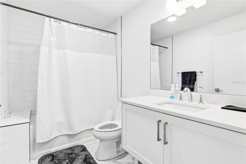Condo in Clearwater, Florida, 3 bedrooms № 2259494 - photo 17