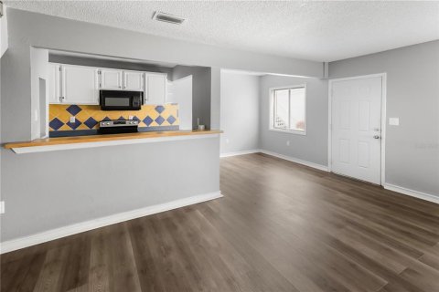Condominio en venta en Clearwater, Florida, 2 dormitorios, 83.43 m2 № 2102465 - foto 3