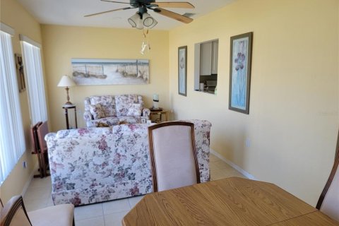 House in Dunnellon, Florida 3 bedrooms, 160.16 sq.m. № 1587402 - photo 26
