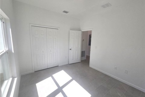 House in Lake Placid, Florida 2 bedrooms, 77.29 sq.m. № 2429016 - photo 14