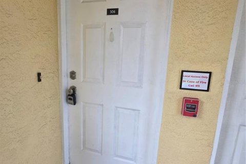 Copropriété à louer à Saint Petersburg, Floride: 2 chambres, 84.54 m2 № 2405131 - photo 5