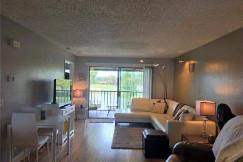 Copropriété à louer à Saint Petersburg, Floride: 2 chambres, 84.54 m2 № 2405131 - photo 14
