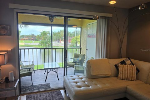 Copropriété à louer à Saint Petersburg, Floride: 2 chambres, 84.54 m2 № 2405131 - photo 18