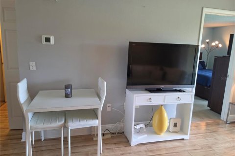 Copropriété à louer à Saint Petersburg, Floride: 2 chambres, 84.54 m2 № 2405131 - photo 12