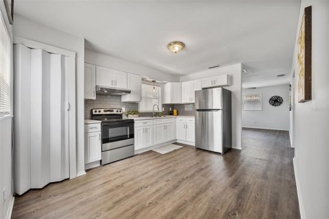 Купить виллу или дом в Тампа, Флорида 5 комнат, 71.35м2, № 2148638 - фото 6