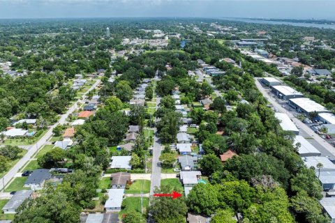 House in Daytona Beach, Florida 3 bedrooms, 84.54 sq.m. № 1909631 - photo 3