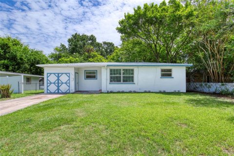 House in Daytona Beach, Florida 3 bedrooms, 84.54 sq.m. № 1909631 - photo 1