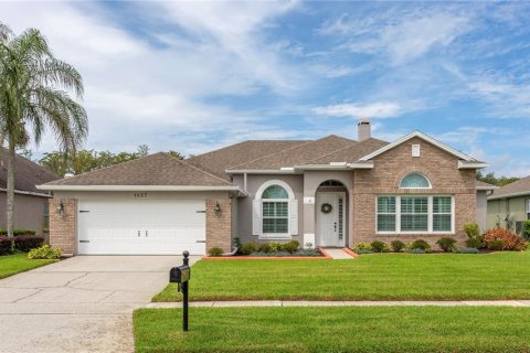 House in Orlando, Florida 4 bedrooms, 226.31 sq.m. № 2363128