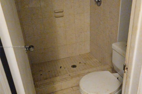 Villa ou maison à vendre à Lauderhill, Floride: 2 chambres, 195.09 m2 № 2082465 - photo 7