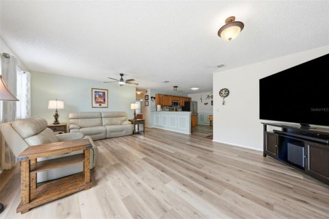 Villa ou maison à vendre à The Villages, Floride: 2 chambres, 107.4 m2 № 2149826 - photo 8