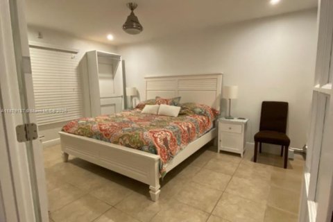 Condominio en alquiler en North Miami Beach, Florida, 1 dormitorio, 61.59 m2 № 1932810 - foto 5