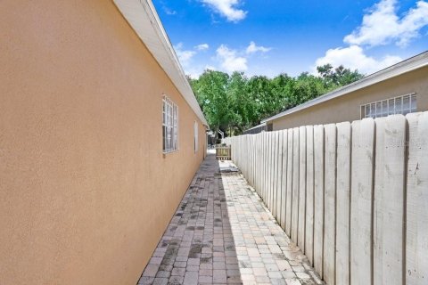 Villa ou maison à vendre à Tampa, Floride: 4 chambres, 261.98 m2 № 1899857 - photo 27