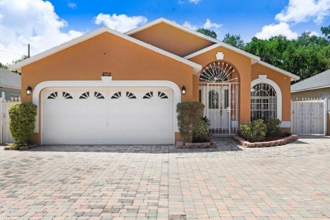 Villa ou maison à vendre à Tampa, Floride: 4 chambres, 261.98 m2 № 1899857 - photo 3