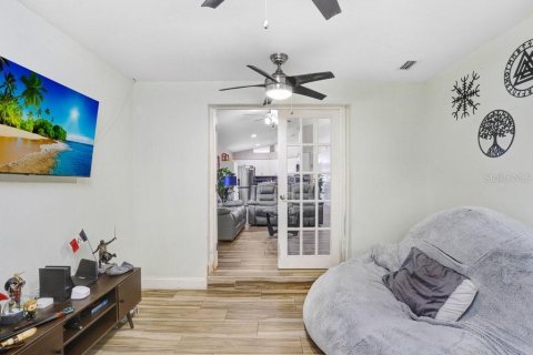 Villa ou maison à vendre à Tampa, Floride: 4 chambres, 261.98 m2 № 1899857 - photo 20
