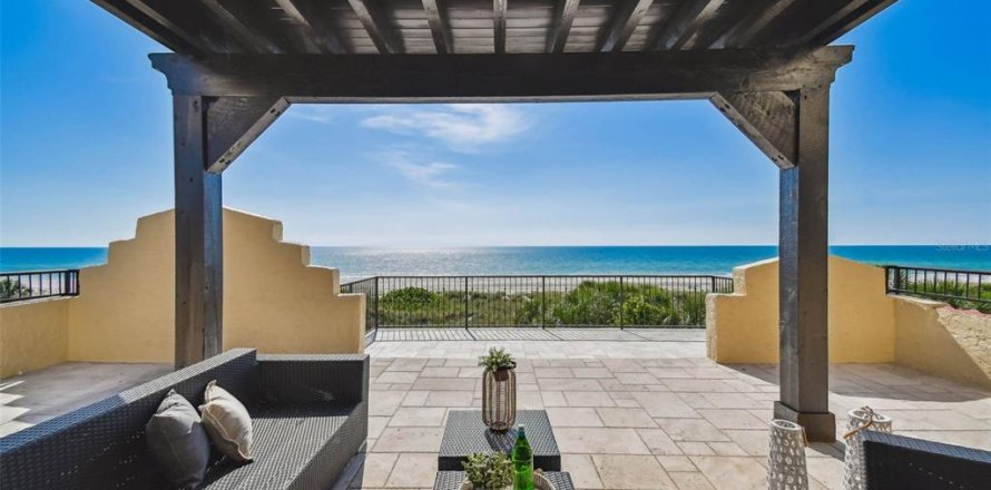 Casa en Saint Pete Beach, Florida 5 dormitorios, 564.01 m2 № 1900106