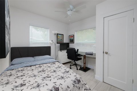 Casa en venta en Saint Petersburg, Florida, 3 dormitorios, 111.3 m2 № 2167330 - foto 11