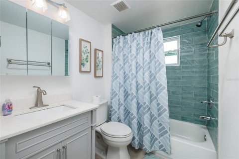 Casa en venta en Saint Petersburg, Florida, 3 dormitorios, 111.3 m2 № 2167330 - foto 13